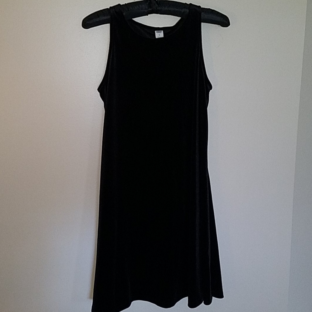 Old Navy black dress *